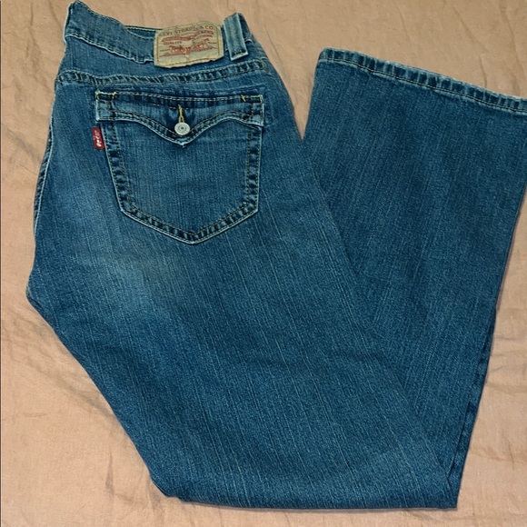 Levi's Women's Blue 542 Low Flare Jeans - Picture 1 of 5